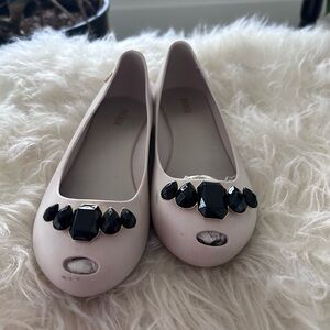 Melissa Girls Ballet Flats in beige and black stones size girls 2